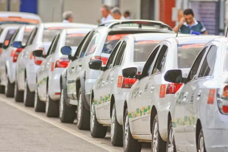 Táxis tem saído de operação e categoria vê crise sem fim (Foto Jornal Opção)