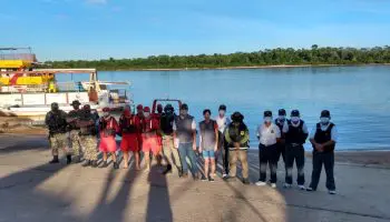 Equipe do Corpo de Bombeiros e fiscalização ambiental parte de Aruanã (foto divulgação)