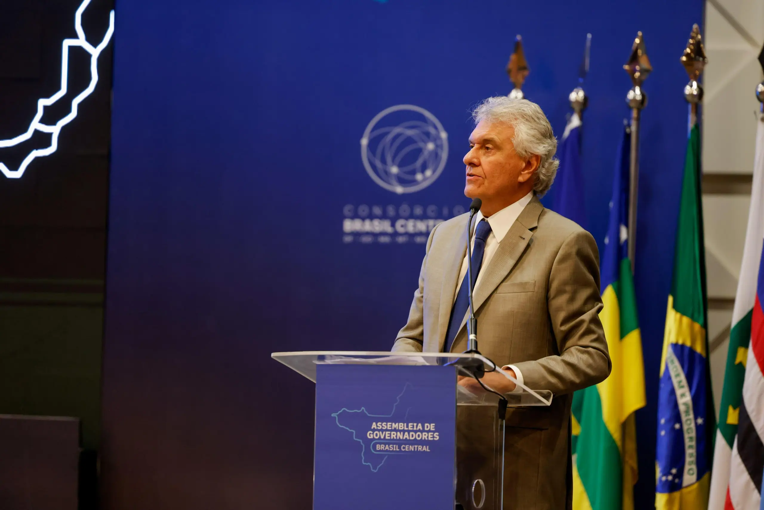 Caiado é eleito representante do bioma Cerrado no consórcio Brasil Verde