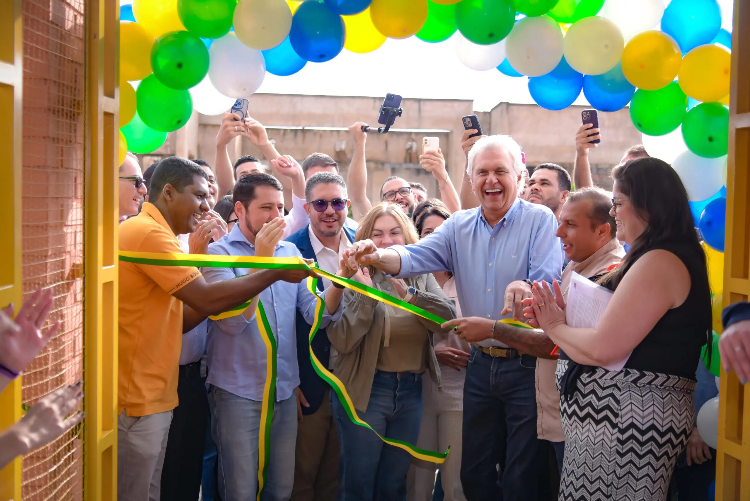 Caiado inaugura colégio de tempo integral para 454 alunos em Padre Bernardo