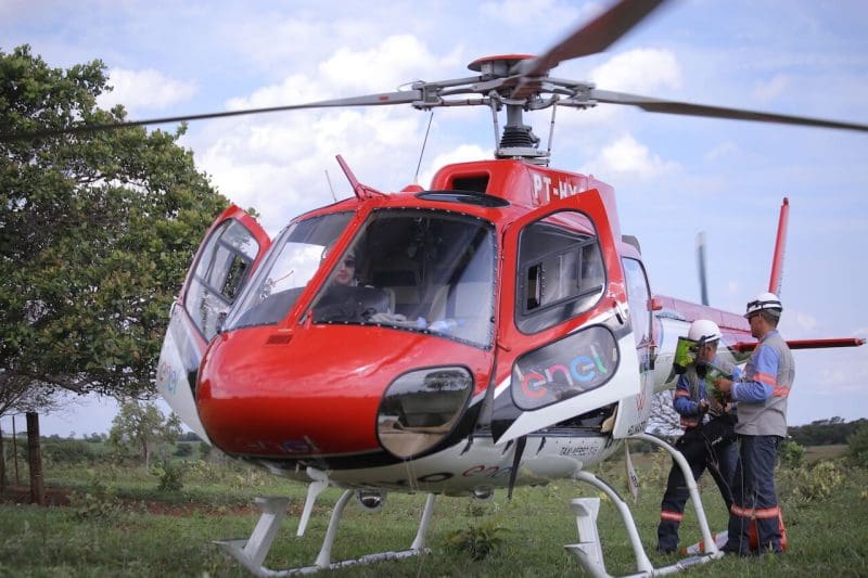 Helicóptero utilizado pela Enel para acesso às áreas rurais (foto Divulgação)