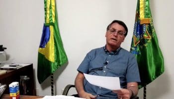 Jair Bolsonaro reclama de bloqueio de contas no Facebook de seus aliados