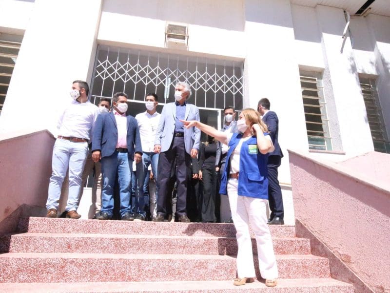 Secretária Fátima Gavioli recebeu o governador Ronaldo Caiado na Seduc