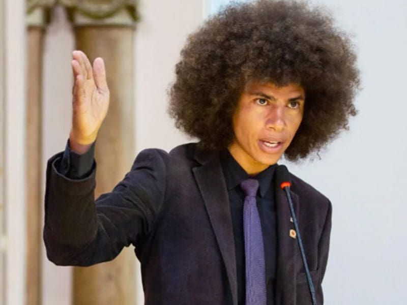 Inspeção aleatória em voo Renato Freitas