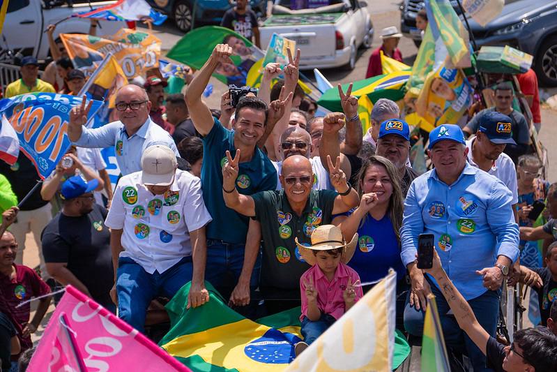 Apoiadores de Professor Alcides promovem carreatas simultâneas em Aparecida