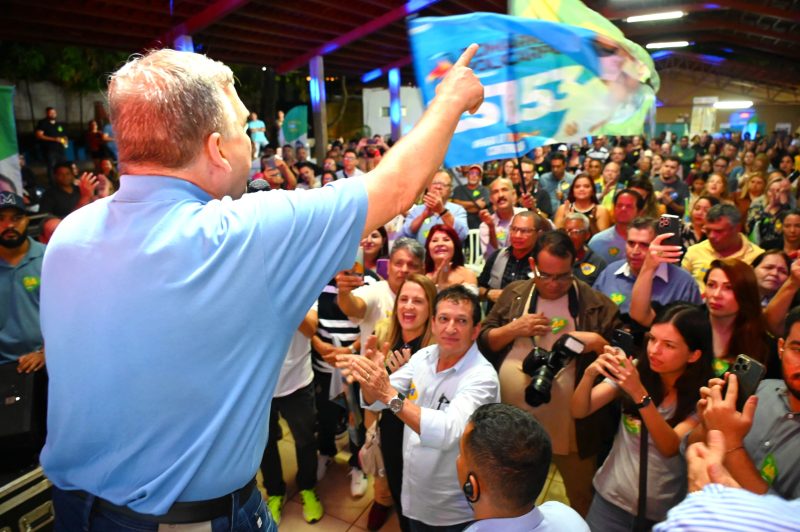 Mabel recebe apoio de mais de 2 mil servidores públicos de Goiânia