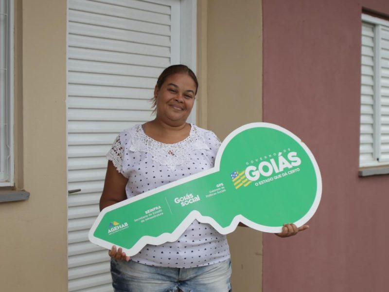 Agehab entrega casas a custo zero em Alvorada do Norte, Damianópolis e BuritinópolisAgehab entrega casas a custo zero em Alvorada do Norte, Damianópolis e Buritinópolis