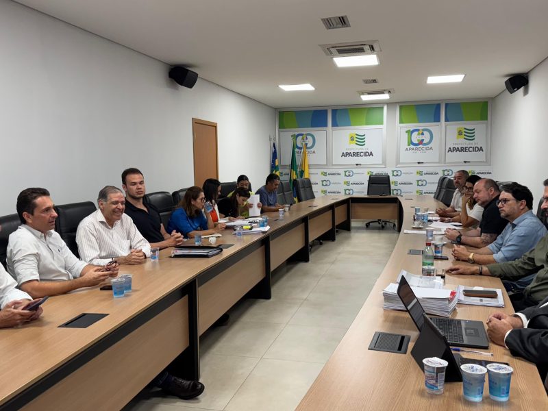 Vilela solicita empenho para manter serviços essenciais funcionando