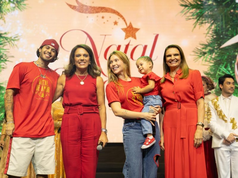 Cerca de 200 crianças em situação de vulnerabilidade social do projeto "Levando Amor", apadrinhado pelo casal de influencers, espalharam ainda mais alegria à iniciativa do Goiás Social