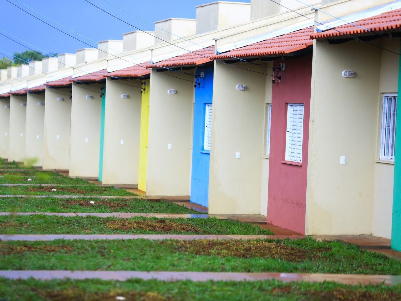 Governo de Goiás recebe inscrições para casas a custo zero em 15 municípios