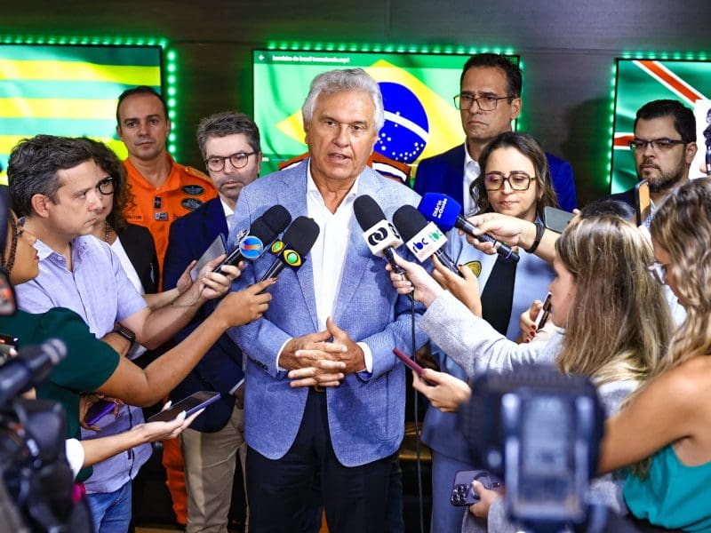 Caiado convoca mutirão contra a dengue em Goiás