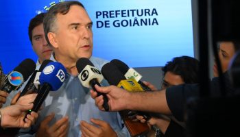 Mabel quer mais agilidade na retirada de fios soltos nos postes