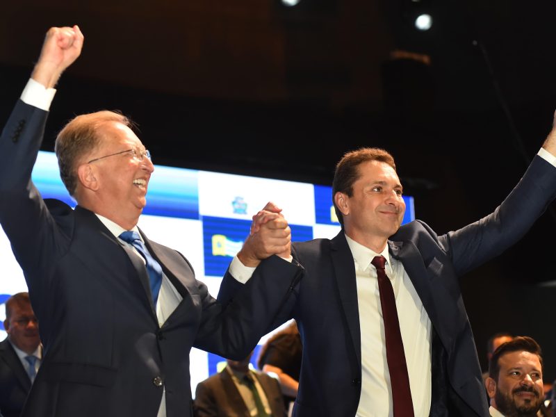 Vilela assume Prefeitura de Aparecida com déficit de R$ 300 milhões e salário de servidores em atraso