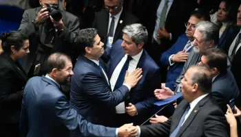 Davi Alcolumbre é eleito novo presidente do Senado
