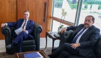 Advogado de Bolsonaro diz que vai pedir anulação da delação de Cid