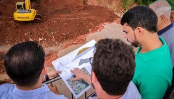 Equipes da Prefeitura atuam em diversas frentes para garantir a limpeza e organização da cidade