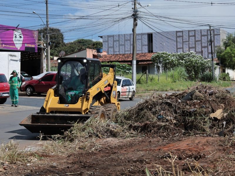 Ações de limpeza em Aparecida de Goiânia são intensificadas
