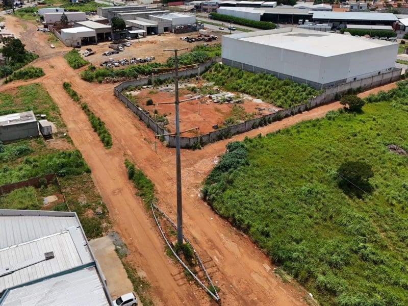 Mais de 700 toneladas de lixo foram retiradas de somente um lugar em Aparecida de Goiânia