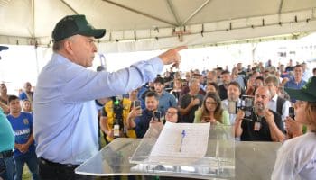 Com "fixação" em limpeza urbana, prefeito de Goiânia lança dois mutirões ao mesmo tempo