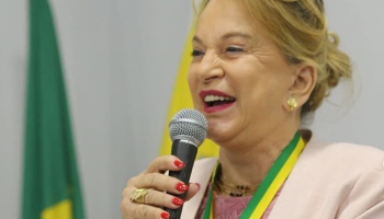 Magda Mofatto quer ser senadora, mas não quer correr risco de perder a eleição