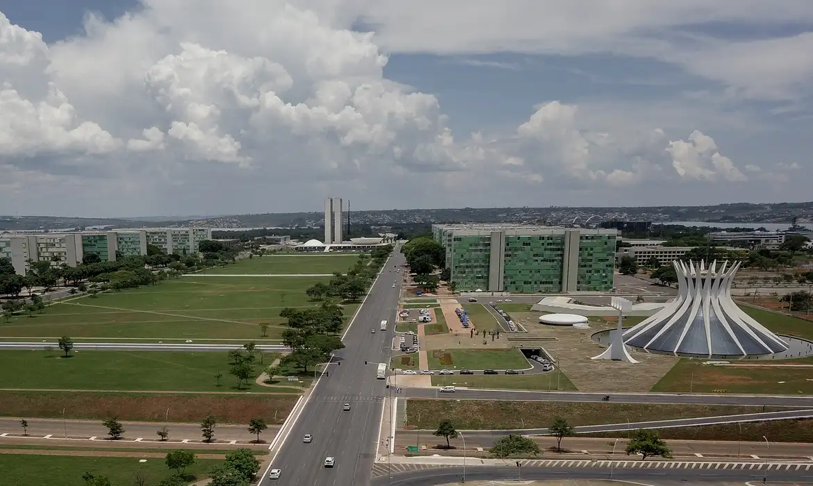 STF: Poder Público não é responsável direto por dívida de terceirizada