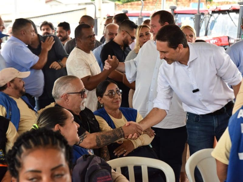 Prefeito Vilela lança operação de combate a dengue nos 10 bairros com mais casos