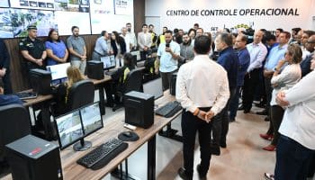 Prefeito Sandro Mabel inaugura central que amplia segurança e mobilidade na capital