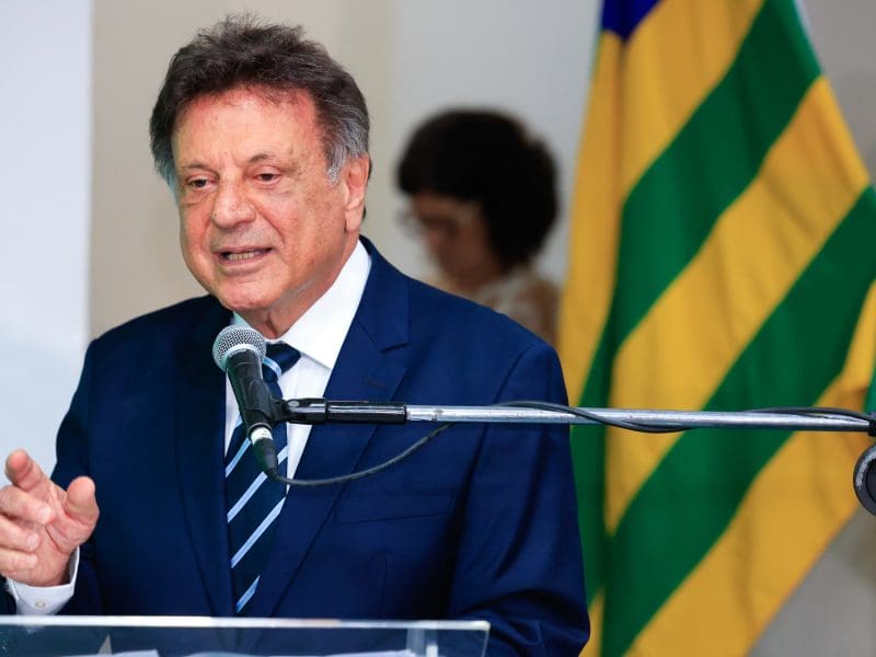 Caiado empossa Adib Elias como titular da Secretaria de Infraestrutura