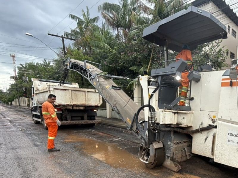 Prefeitura de Goiânia revitaliza asfalto em 8 bairros da região da Cidade Jardim