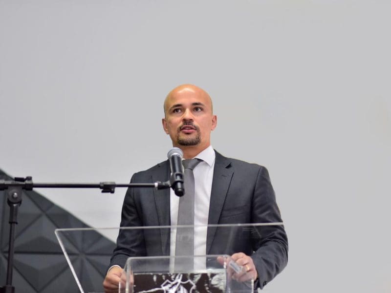 Bruno Magalhães D'Abadia assume presidência do Ipasgo Saúde