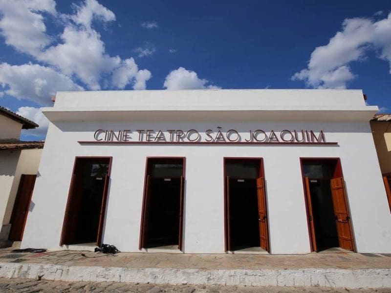 Cine Teatro São Joaquim abre programação de cinema com filmes premiados e inéditos