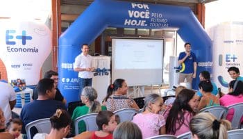 Prefeito Vilela e Equatorial sorteiam 40 geladeiras para famílias de baixa renda