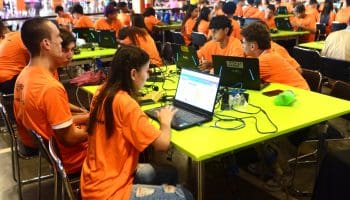 Prorrogadas inscrições para programa de Educação e Tecnologia apoiado pela Fórmula 1