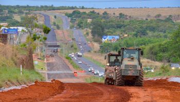 40 obras de infraestrutura estão em andamento no estado