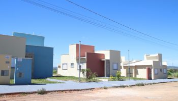 Mais de 4,2 mil casas a custo zero estão em construção em 83 municípios goianos
