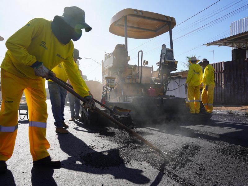 Retomadas obras de pavimentação nas cidades goianas