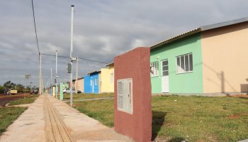 Governo de Goiás seleciona novas famílias para casas a custo zero em 15 municípios