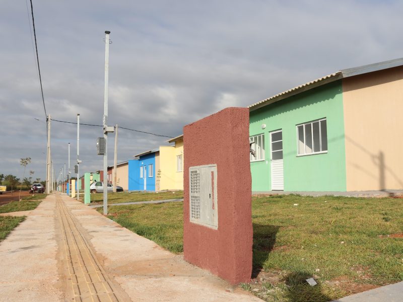 Governo de Goiás seleciona novas famílias para casas a custo zero em 15 municípios