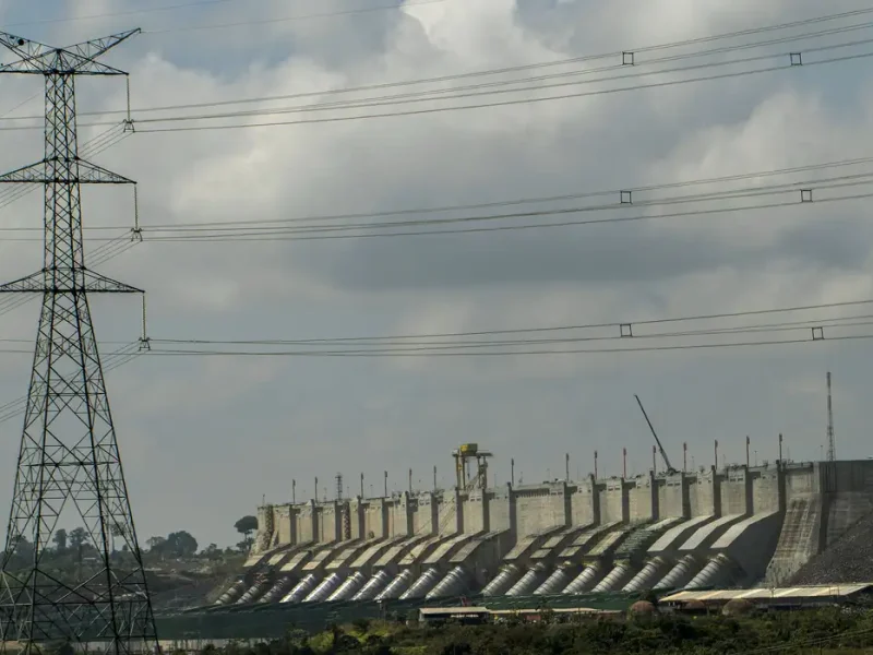 Conta de luz terá bandeira amarela em maio, decide Aneel