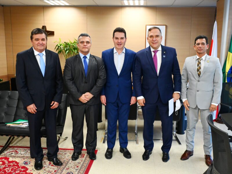 Governo federal recebe pedidos de obras da prefeitura de Goiânia