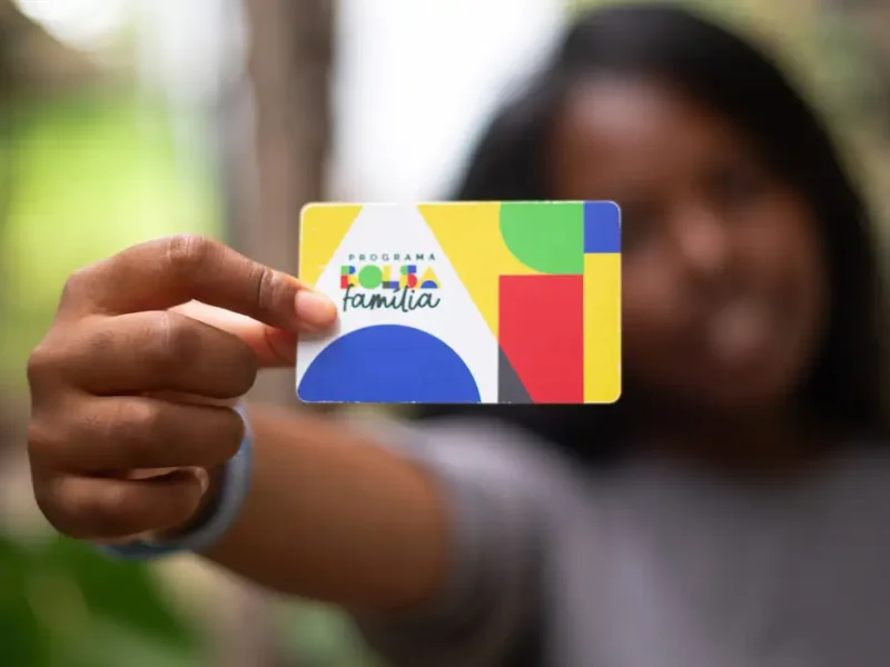Governo federal altera Bolsa Familia. Entenda o que muda