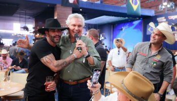 Leilão em Nazário reúne artistas e arrecada R$ 400 mil para o Cora