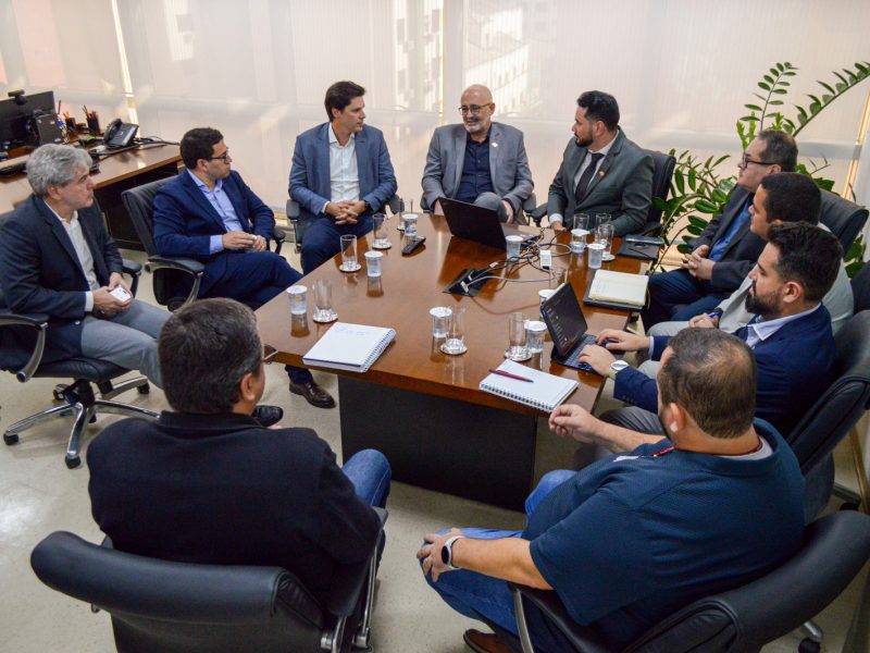 Daniel Vilela visita Centro Paula Souza e conhece modelo referência em educação tecnológica
