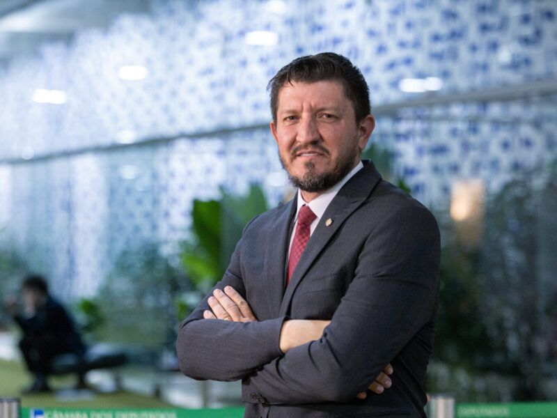 Comando do novo partido que une PSDB e Podemos em Goiás gera atrito