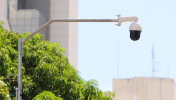 Governo de Goiás abre licitação para implantação de sistema de videomonitoramento com uso de inteligência artificial