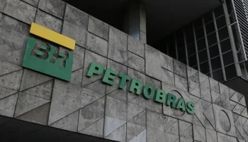Petrobras anuncia novos poços e retomada de fábricas de fertilizantes