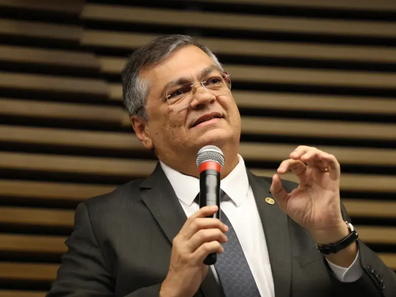 Ministro do STF diz ter recebido mensagem com ameaças e ofensas