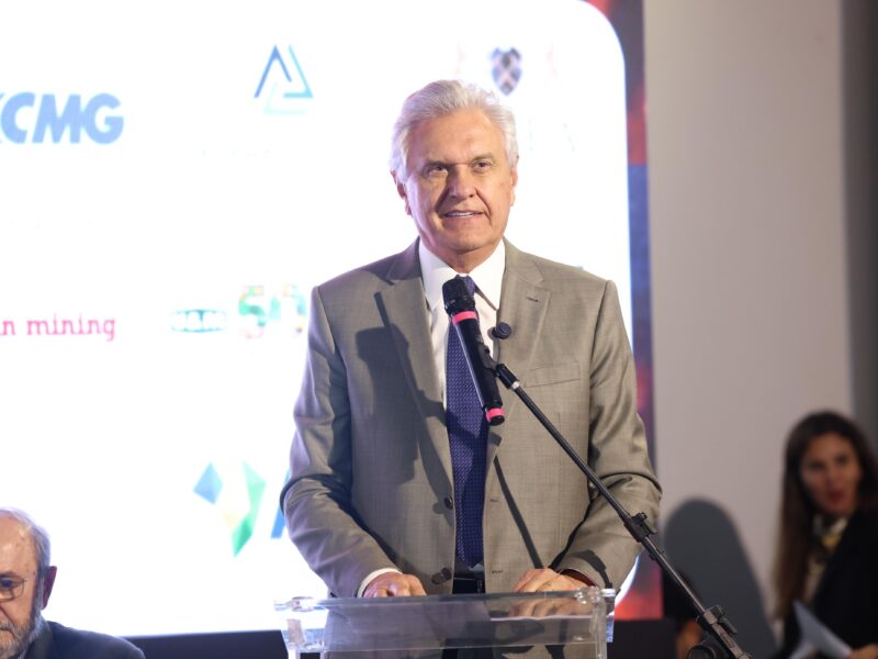 Caiado destaca potencial econômico da mineração em Goiás na abertura de evento do setor