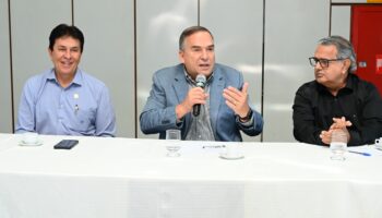 Goiânia reduz 80% da taxa para bares e restaurantes usarem calçadas