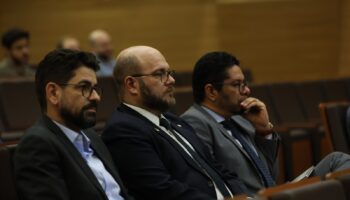 Contas de 2024 do governo Caiado são aprovadas pelo TCE